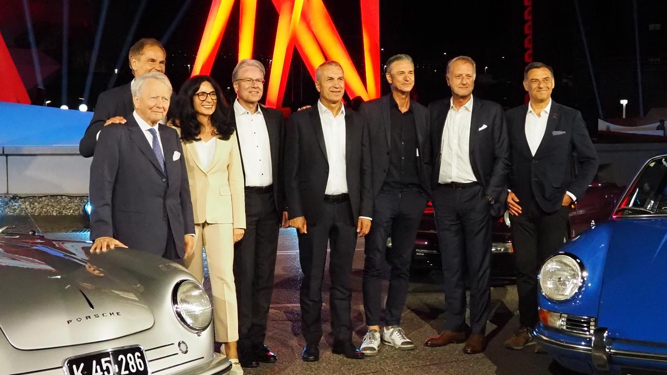 POR1 Dr. Wolfgang Porsche Oliver Blume Barbara Frenkel