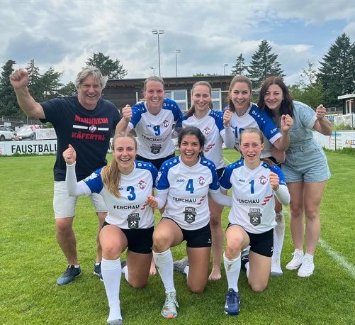 Michael WelzMarie Zuzan HodelNadine ConradStefanie DesaSophia MahrCeline ConradYasmin Yasin Franziska Habitzreiher 1