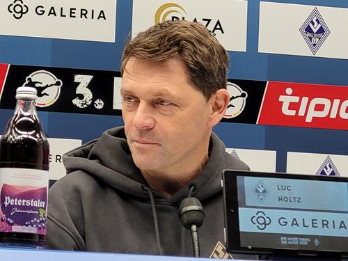 Mannheim: SV Waldhof gastiert beim SSV Jahn Regensburg