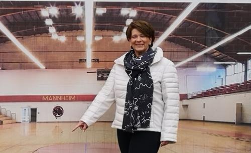 Sabine Hamann Sporthalle 1 Copy