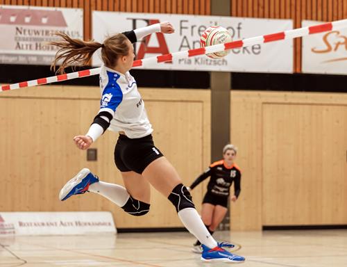 (Foto: Lars Neumann) Franziska Habitzreiter agierte stark im Angriff TVKDAM1