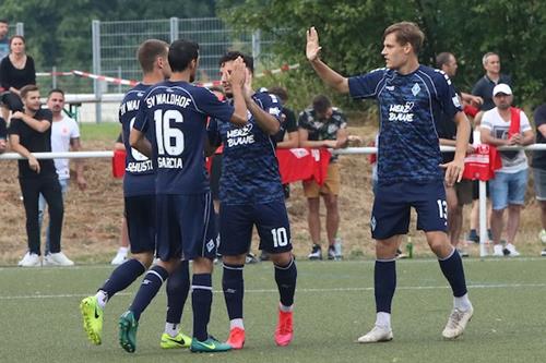 la 110820 493499 Copy