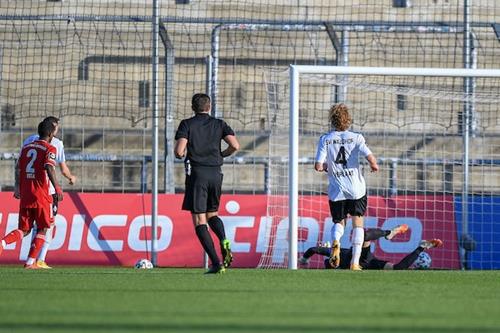 sl 251020 511735 Copy